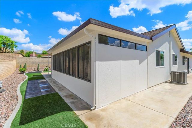 1065 Bascomb, Riverside, CA 92507