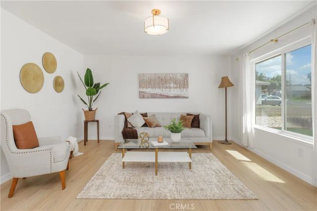 1065 Bascomb, Riverside, CA 92507