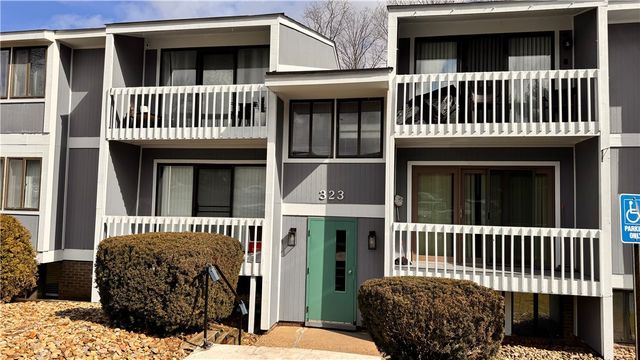 323 Ridge Point Cir A11, South Fayette, PA 15017