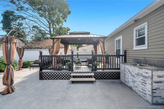 717 N William Street, Baldwin, NY 11510
