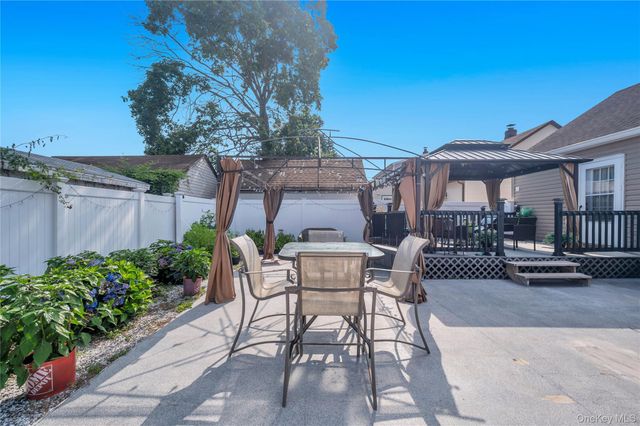 717 N William Street, Baldwin, NY 11510