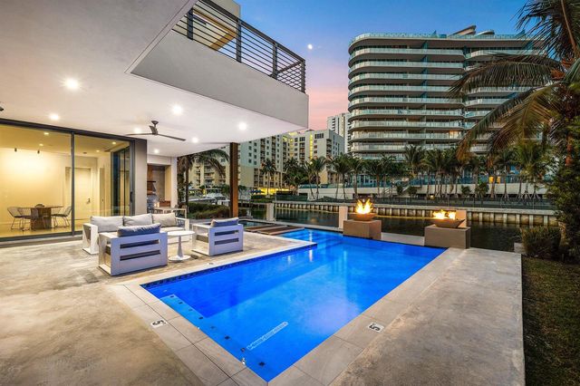 1650 E Terra Mar Drive, Lauderdale By The Sea, FL 33062