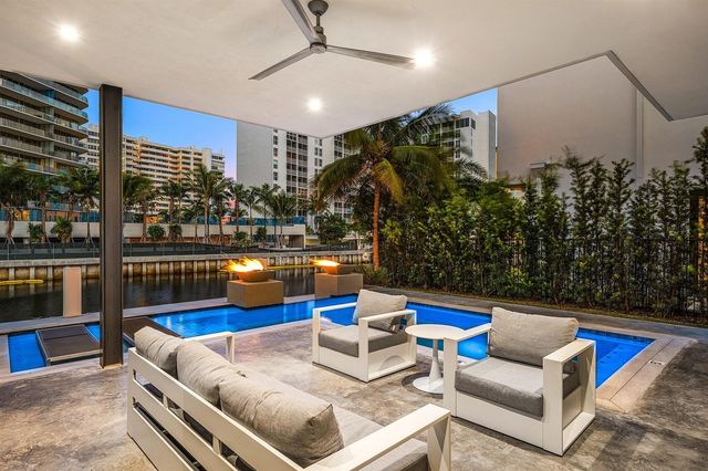 1650 E Terra Mar Drive, Lauderdale By The Sea, FL 33062