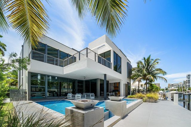 1650 E Terra Mar Drive, Lauderdale By The Sea, FL 33062