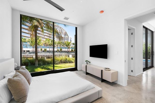 1650 E Terra Mar Drive, Lauderdale By The Sea, FL 33062