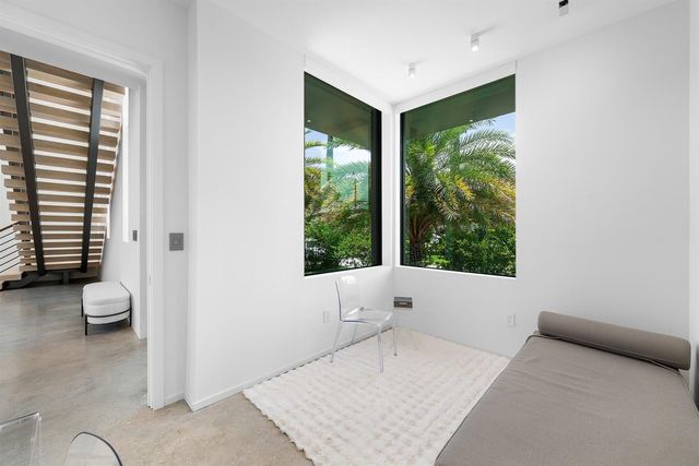 1650 E Terra Mar Drive, Lauderdale By The Sea, FL 33062