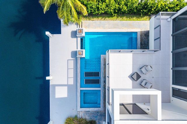 1650 E Terra Mar Drive, Lauderdale By The Sea, FL 33062