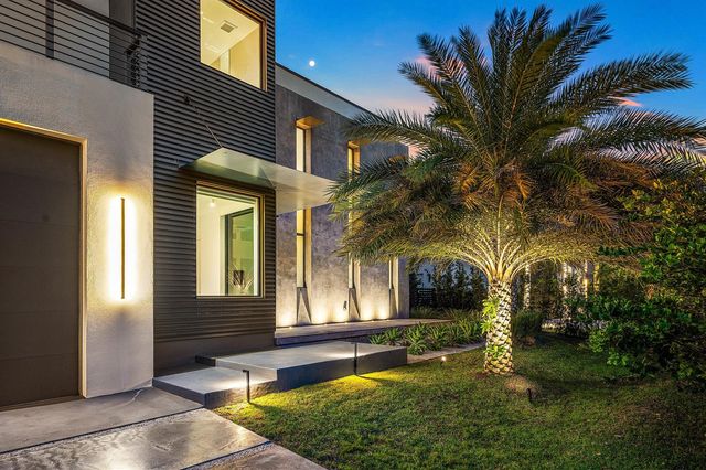 1650 E Terra Mar Drive, Lauderdale By The Sea, FL 33062