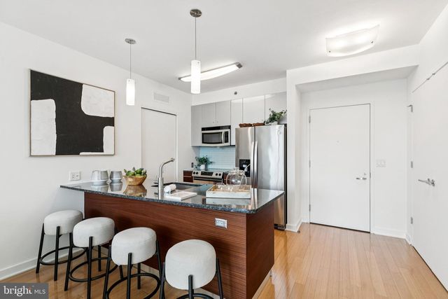 2101 MARKET ST #1205, Philadelphia, PA 19103