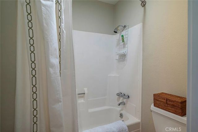 612 Karenken Pines, Lake Arrowhead, CA 92352