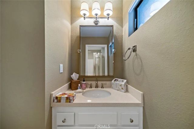 612 Karenken Pines, Lake Arrowhead, CA 92352