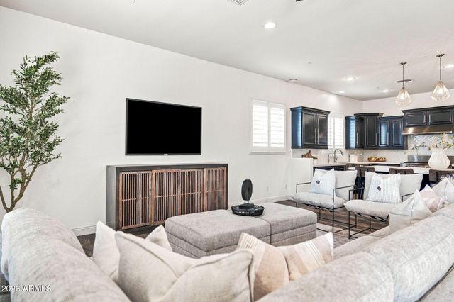 3715 E ADOBE Drive, Phoenix, AZ 85050