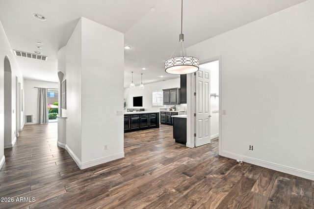 3715 E ADOBE Drive, Phoenix, AZ 85050