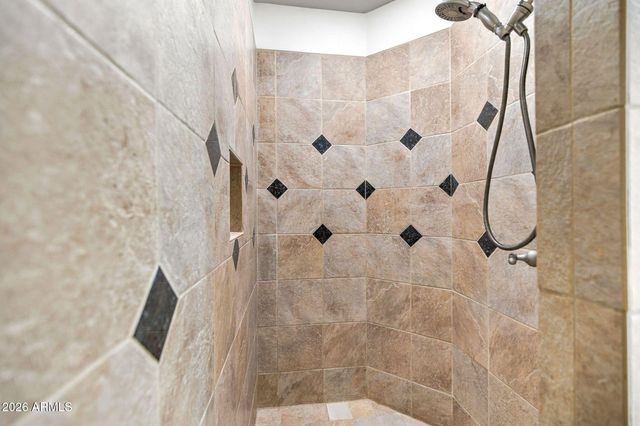 3715 E ADOBE Drive, Phoenix, AZ 85050