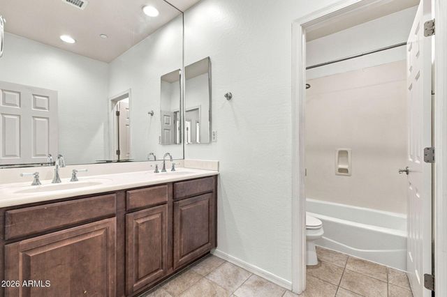 3715 E ADOBE Drive, Phoenix, AZ 85050