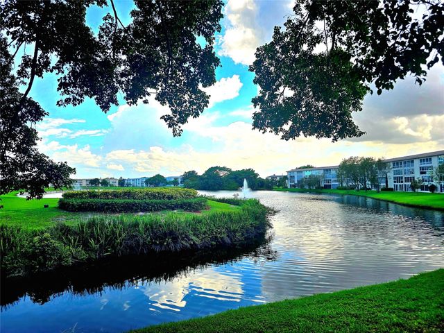 2305 LUCAYA LANE B4, Coconut Creek, FL 33066