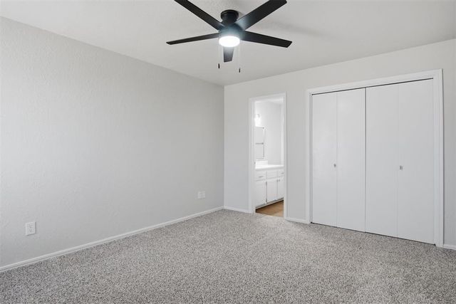 2112 NE 8th Street, Moore, OK 73160
