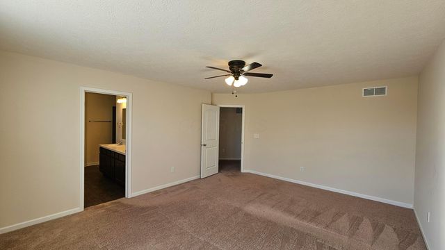 327 Cardinal Point Drive, Delaware, OH 43015