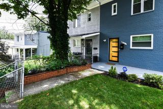 531 HILLTOP TER SE, Washington, DC 20019