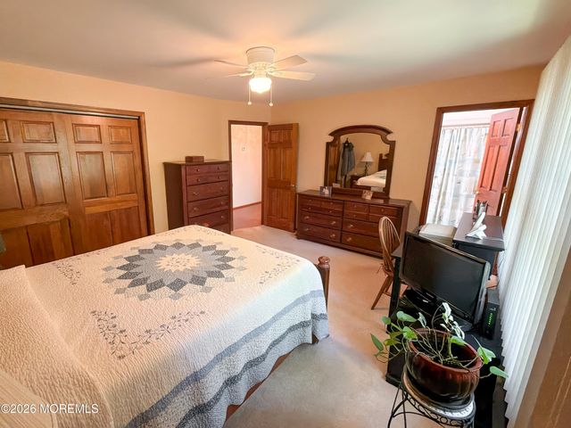 7 Harmony Hill Court, Jackson, NJ 08527