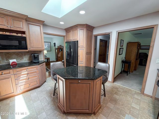 7 Harmony Hill Court, Jackson, NJ 08527