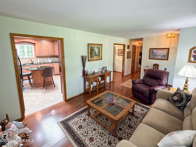 7 Harmony Hill Court, Jackson, NJ 08527