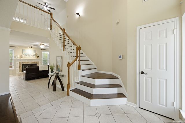 18143 SUMMER KNOLL DR, San Antonio, TX 78258