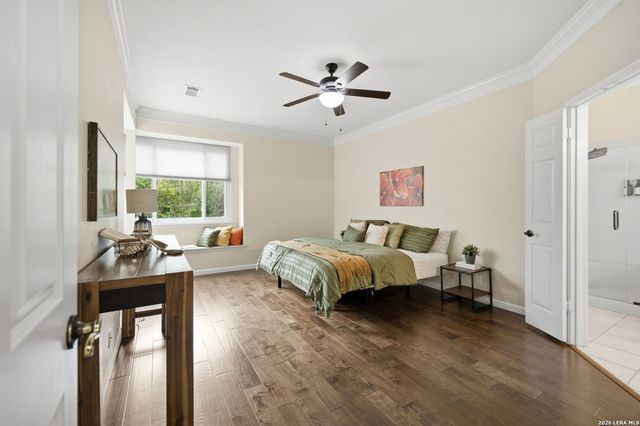 18143 SUMMER KNOLL DR, San Antonio, TX 78258