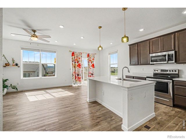892 Crestone Street, Johnstown, CO 80534