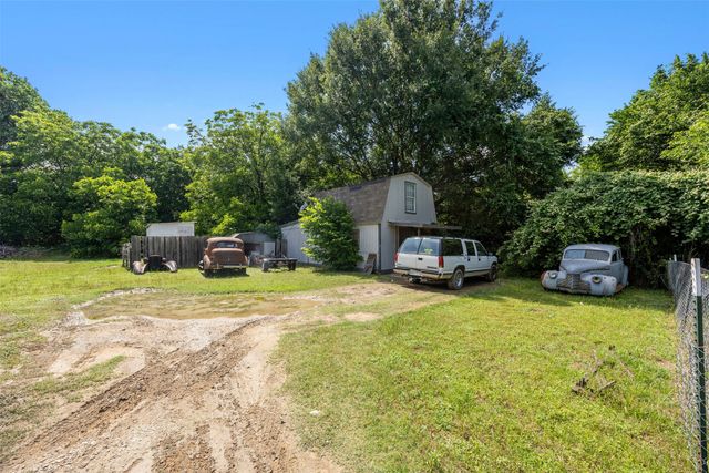 107 Syble Jean Drive B, Burleson, TX 76028