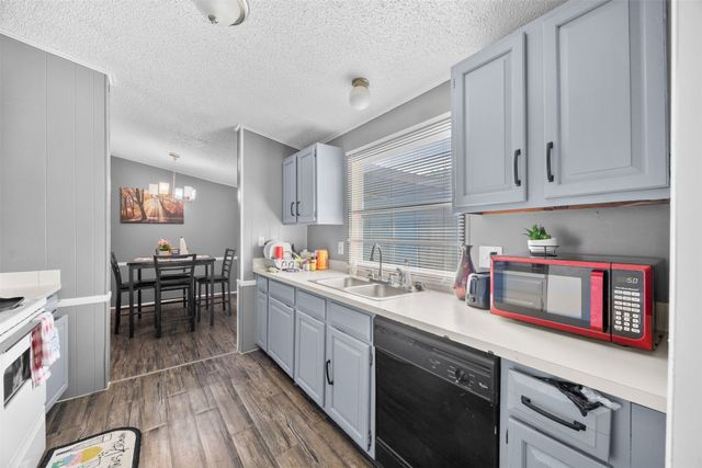 107 Syble Jean Drive B, Burleson, TX 76028