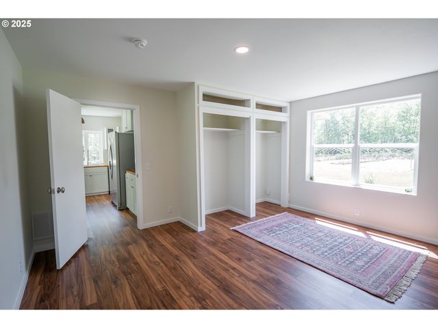 28788 GIMPL HILL Rd, Eugene, OR 97402