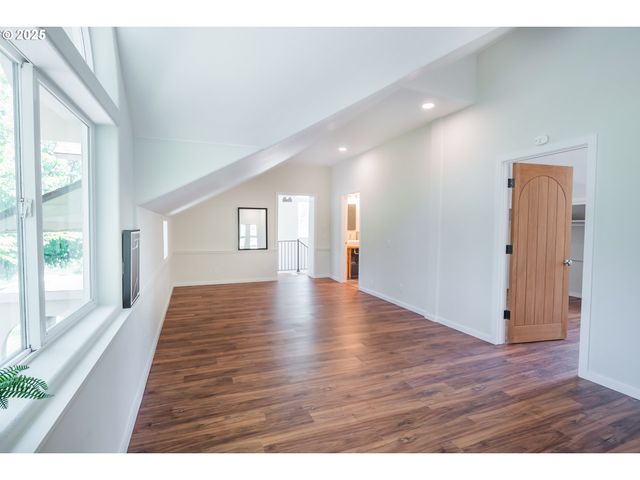 28788 GIMPL HILL Rd, Eugene, OR 97402