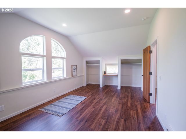 28788 GIMPL HILL Rd, Eugene, OR 97402