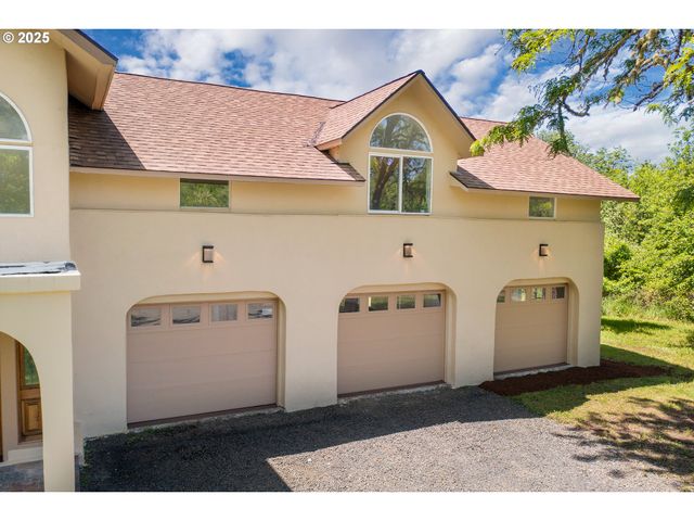 28788 GIMPL HILL Rd, Eugene, OR 97402