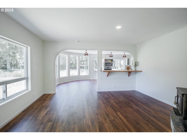 28788 GIMPL HILL Rd, Eugene, OR 97402