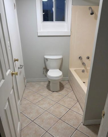 545 White Mountain Highway, Milton, NH 03851