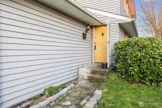 1319 Wood Avenue, Sumner, WA 98390
