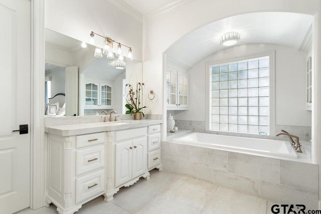 3726 Woods Blvd, Tyler, TX 75707