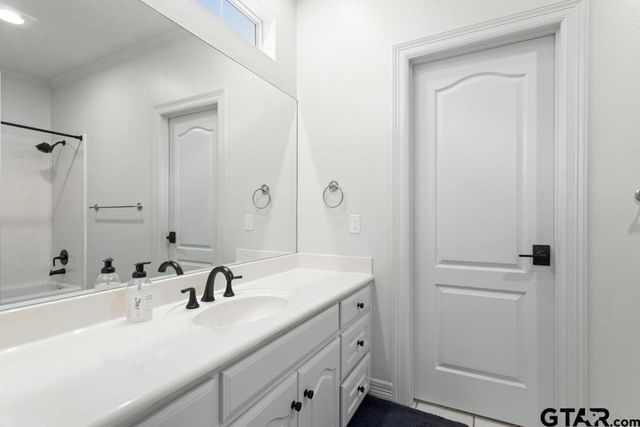 3726 Woods Blvd, Tyler, TX 75707