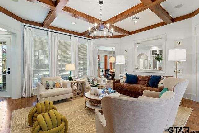 3726 Woods Blvd, Tyler, TX 75707