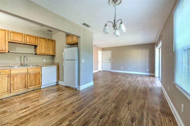 13828 ORANGE SUNSET DRIVE 201, Tampa, FL 33618