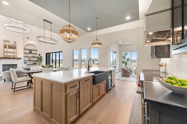 1805 Laguna Bay S, Pelican Bay, TX 76020