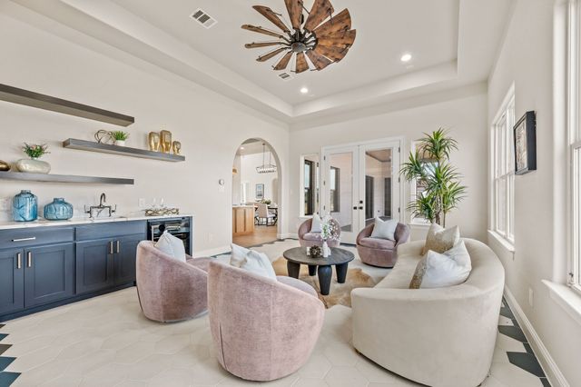 1805 Laguna Bay S, Pelican Bay, TX 76020