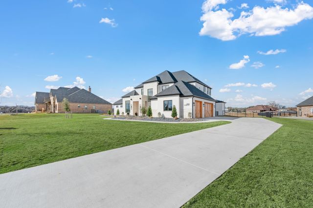 1805 Laguna Bay S, Pelican Bay, TX 76020