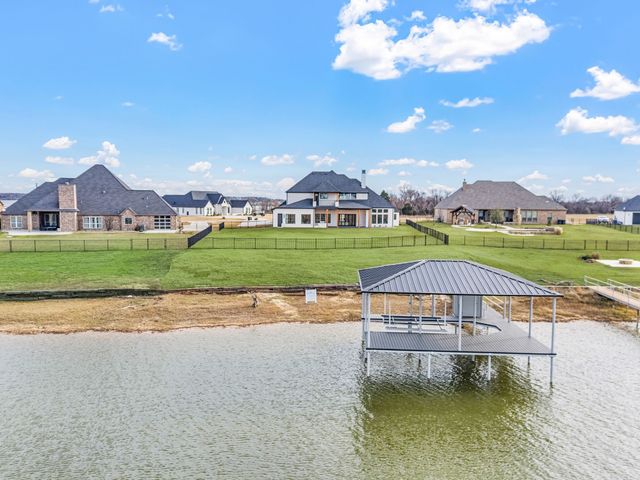 1805 Laguna Bay S, Pelican Bay, TX 76020