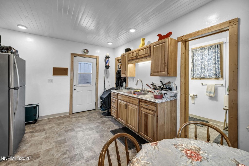 Image 14 of property listing at 112 Keystone Avenue 1/2, Reno, NV 89503