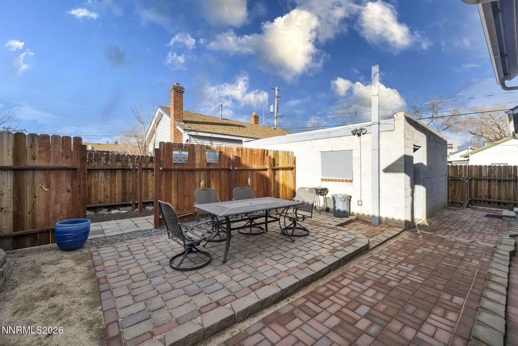 Image 19 of property listing at 112 Keystone Avenue 1/2, Reno, NV 89503