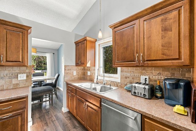 5700 Lexington Avenue N, Shoreview, MN 55126