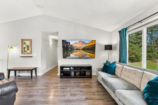 5700 Lexington Avenue N, Shoreview, MN 55126